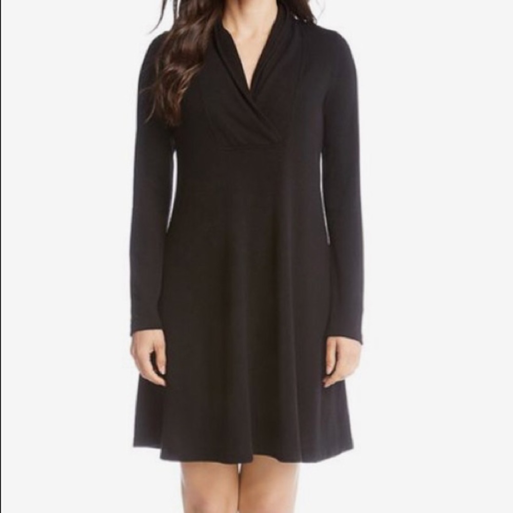 Karen Kane Black Mockneck Taylor NWT